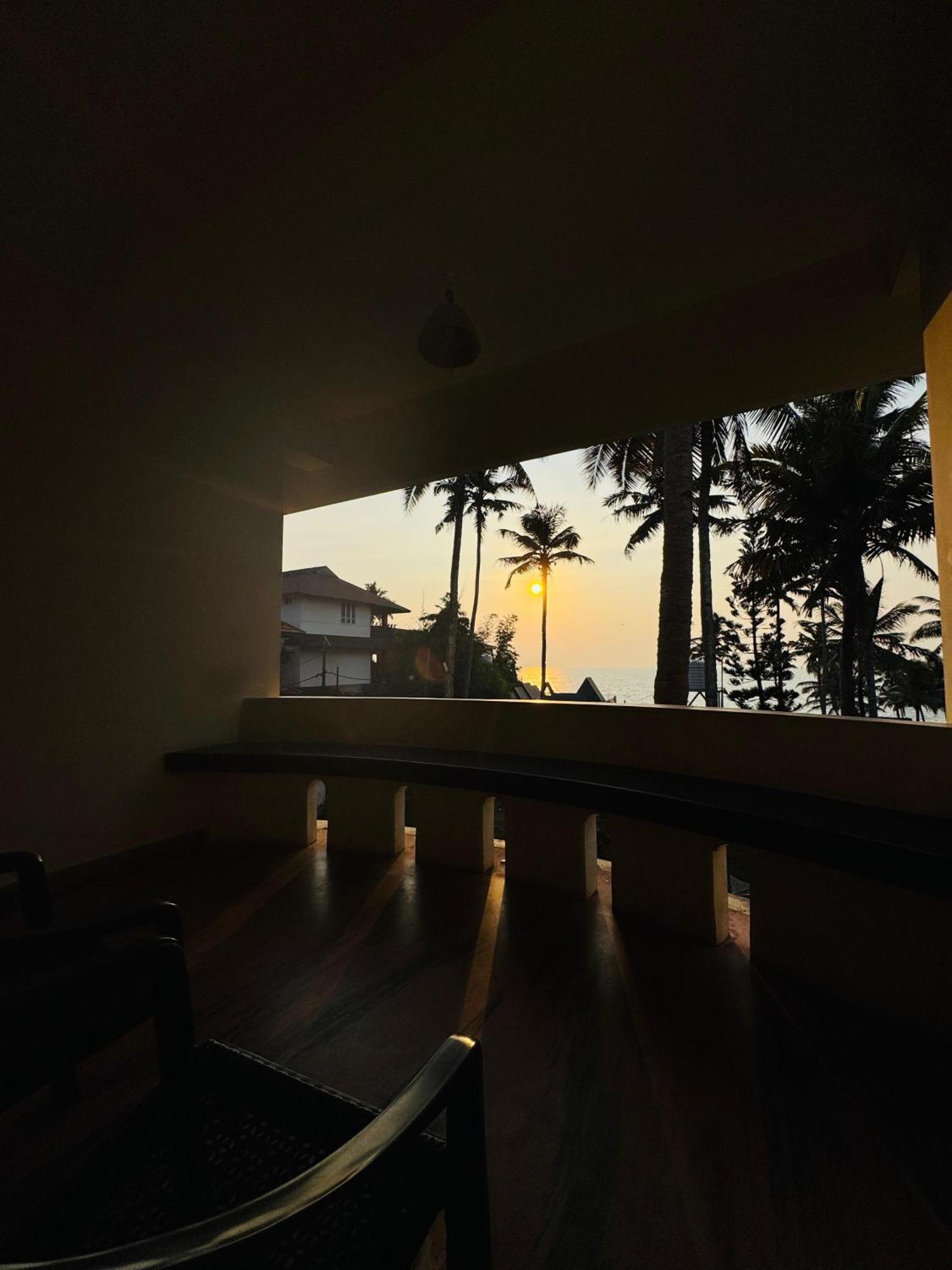 Beach View Balcony Resort By Hello Varkala Exterior foto